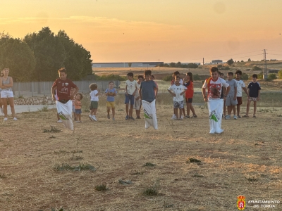 LA PEÑA “EL GÜERTO” LLENA DE JUEGOS Y DIVERSIÓN EL VERANO CULTURAL