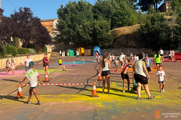 HOLLY PARTY: TORIJA SE LLENA DE COLOR, ALEGRÍA Y DIVERSIÓN EN EL VERANO CULTURAL 2026