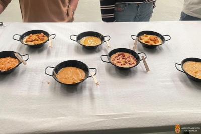 LAS TRADICIONES SE SABOREAN EN TORIJA CON EL CONCURSO DE GACHAS Y EL REPARTO DE CHOCOLATE CON ROSCA