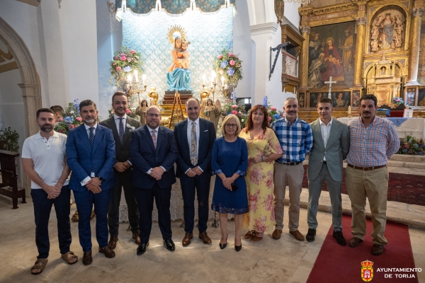 TORIJA RINDE HOMENAJE A SU PATRONA, LA VIRGEN DEL AMPARO