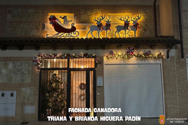 TRIANA Y BRIANDA HIGUERA PADÍN REVALIDAN SU TÍTULO EN EL VIII CONCURSO DE FACHADAS NAVIDEÑAS DE TORIJA