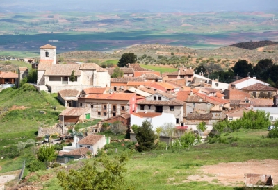 RESTABLECIDO EL SUMINISTRO DE AGUA EN REBOLLOSA DE HITA TRAS FINALIZAR LA LIMPIEZA DEL DEPÓSITO