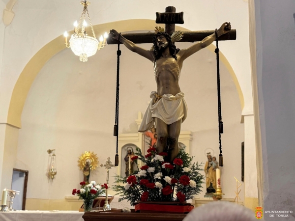 REBOLLOSA HONRA A SU PATRÓN, EL CRISTO DEL AMPARO