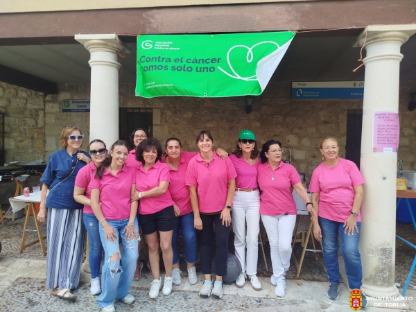 SOLIDARIDAD, GASTRONOMÍA Y MÚSICA EN EL VERMÚ DE LA PEÑA “EL CORRALILLO”