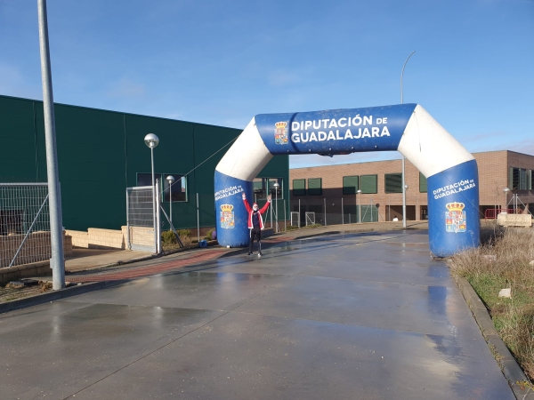 LOS ALUMNOS Y ALUMNAS DEL COLEGIO DE TORIJA SE DESPIDEN DEL TRIMESTRE CORRIENDO SU SAN SILVESTRE