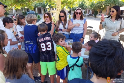 LOS MÁS PEQUEÑOS Y LAS MASCOTAS, PROTAGONISTAS DE UNA DIVERTIDA TARDE DE VERANO CULTURAL EN TORIJA