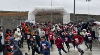 EL ESPÍRITU NAVIDEÑO INUNDA EL CEIP VIRGEN DEL AMPARO! FESTIVAL, CARRERA SOLIDARIA, CHOCOLATE... ¡Y POR LA TARDE, FIESTA DEL AMPA!