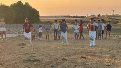 LA PEÑA “EL GÜERTO” LLENA DE JUEGOS Y DIVERSIÓN EL VERANO CULTURAL