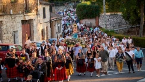 LA VIRGEN DEL AMPARO YA DESCANSA EN LA IGLESIA DE NTRA. SRA. DE LA ASUNCIÓN TRAS UN DÍA HISTÓRICO CON SU NOMBRAMIENTO COMO ALCALDESA PEDÁNEA Y PERPETUA DE LA VILLA DE TORIJA