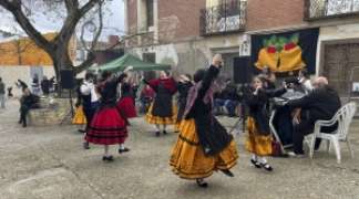 LA TRADICIÓN NAVIDEÑA VIBRA EN REBOLLOSA DE HITA CON UN EXITOSO ENCUENTRO FOLKLÓRICO