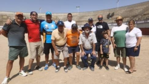DEPORTE, GASTRONOMÍA Y BUEN AMBIENTE EN EL TORNEO DE PETANCA DE “EL BUNKER”
