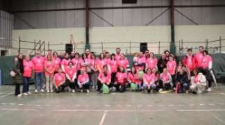 TORIJA SE VUELCA CON LA MUJER EN UNA MARCHA Y DESAYUNO SOLIDARIO